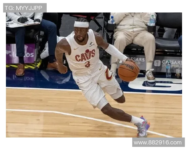 卡里斯勒韦尔如何在NBA赛场上展现个人魅力与团队合作精神